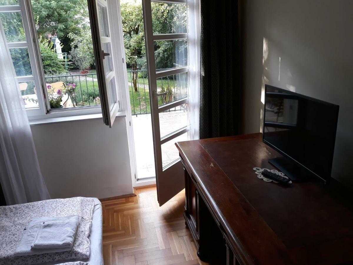 Villa Ottilia Studio Шіофок Екстер'єр фото